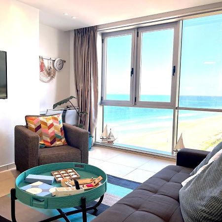 Beach Apartment- Breathtaking Views With Bomb Shelter Herzliya Exterior foto