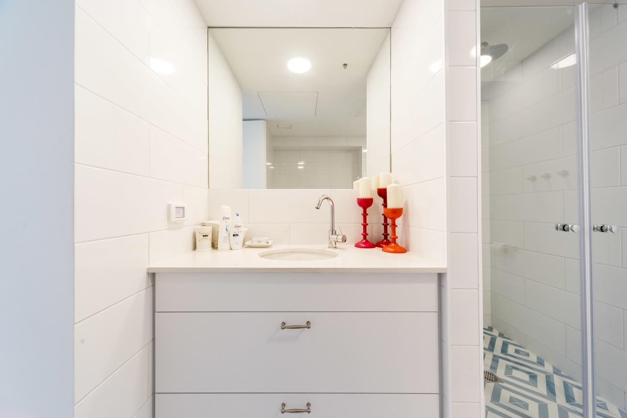 Beach Apartment- Breathtaking Views With Bomb Shelter Herzliya Exterior foto